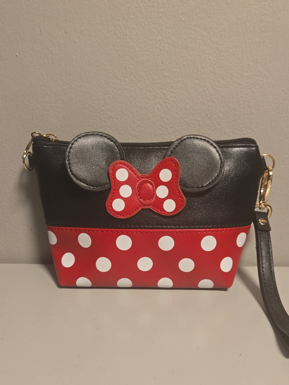 Black and Red Polka Dot Wristlet with Bow
